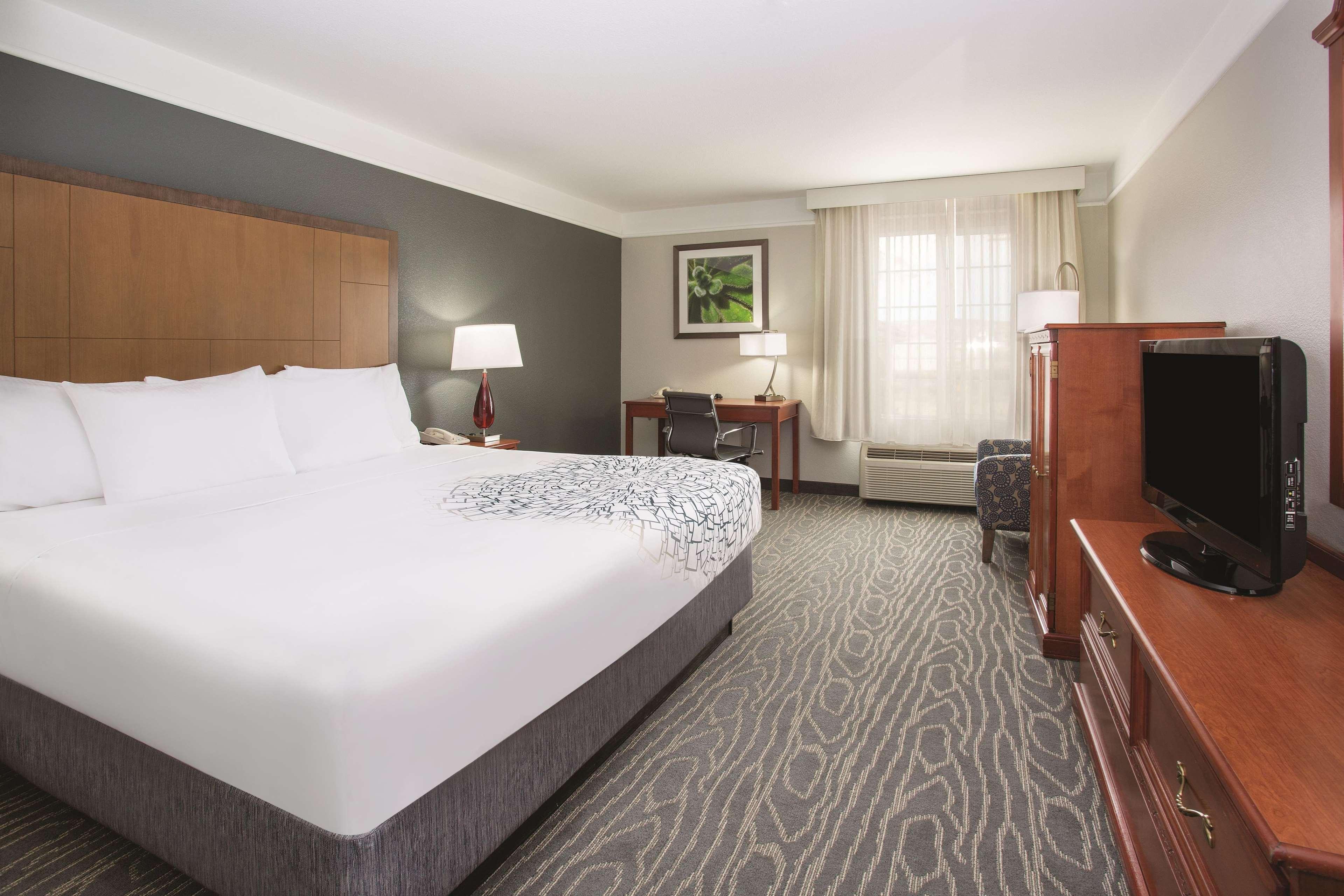 La Quinta By Wyndham Gallup Extérieur photo