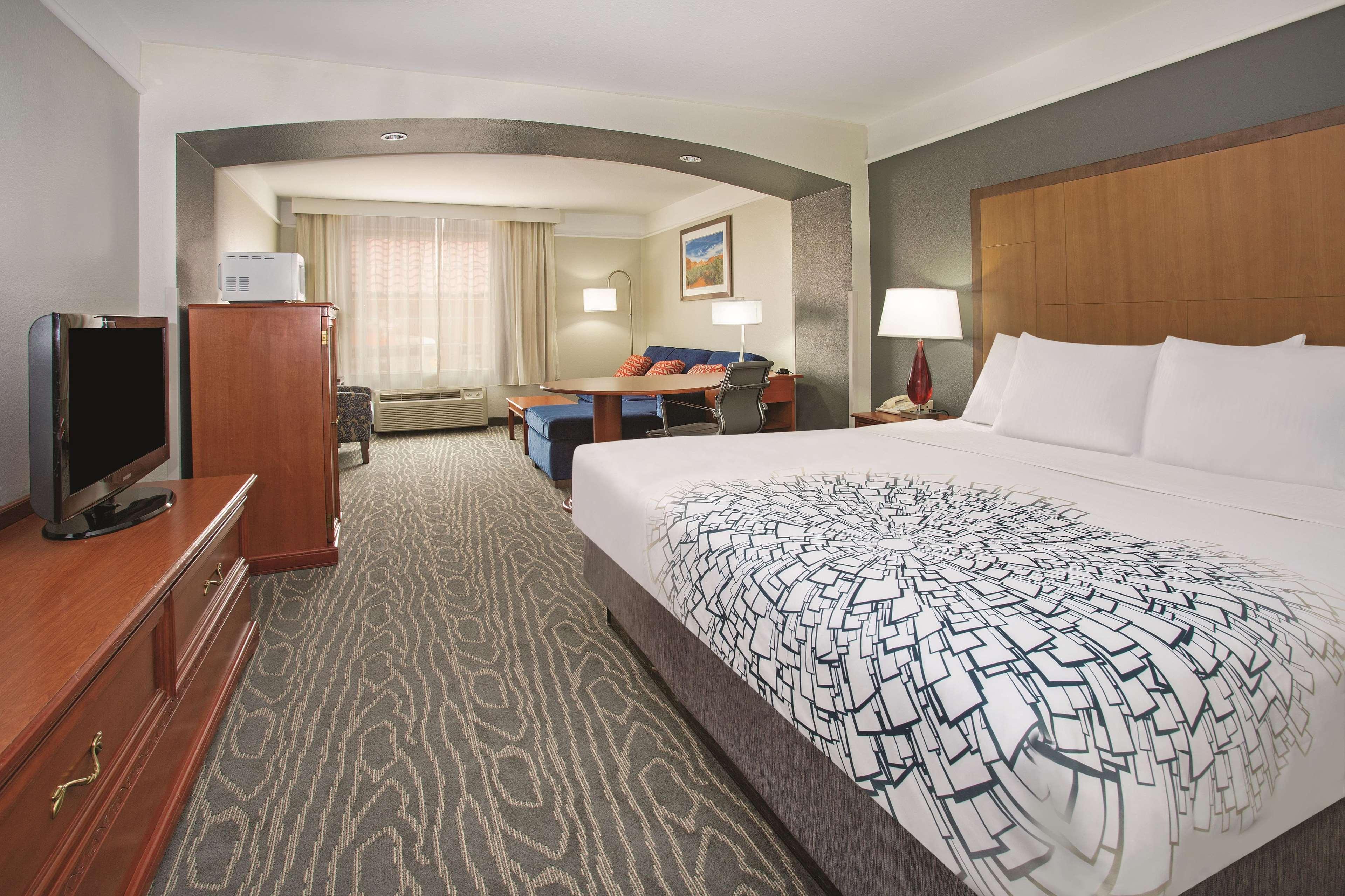 La Quinta By Wyndham Gallup Extérieur photo