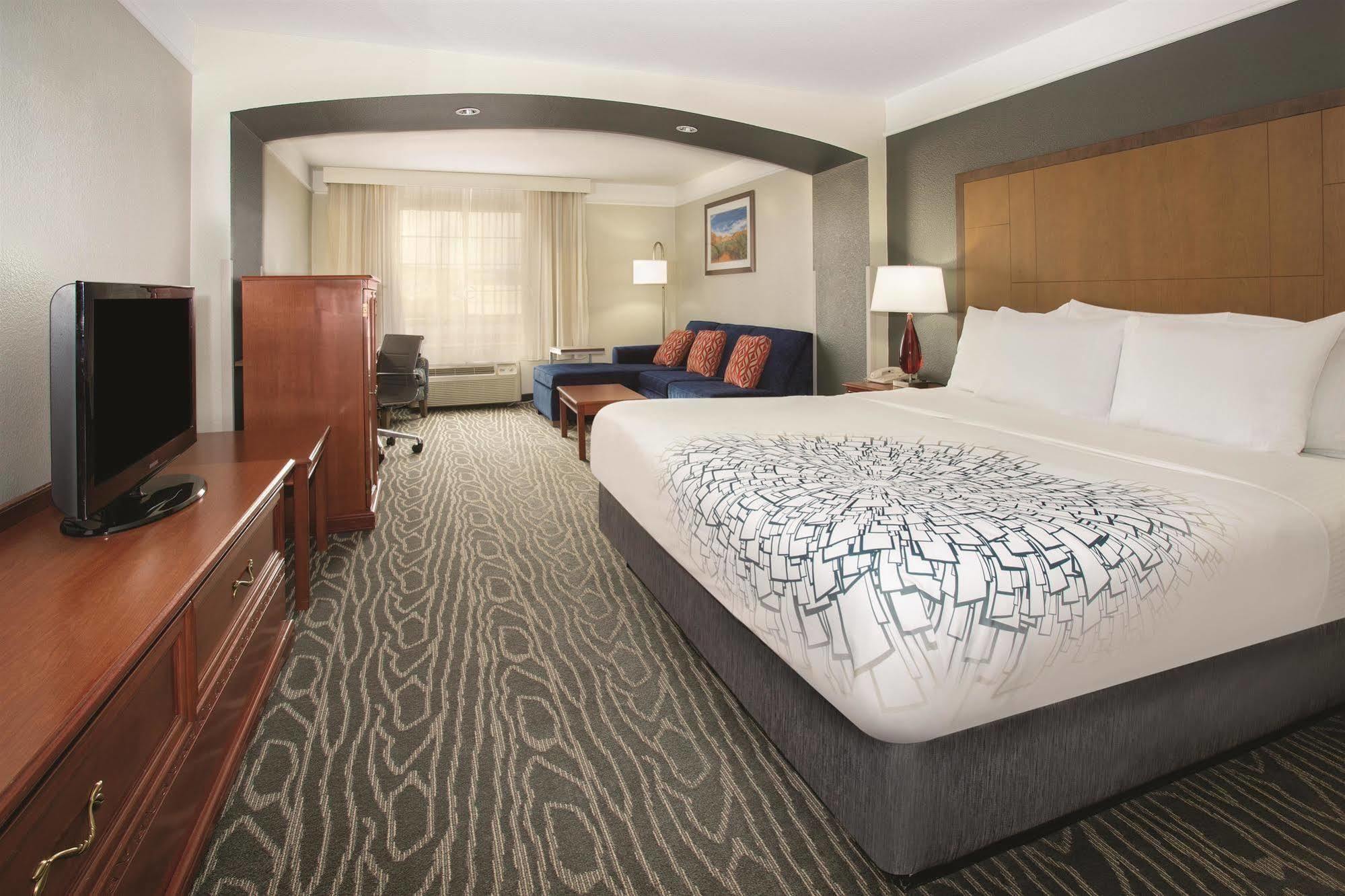 La Quinta By Wyndham Gallup Extérieur photo